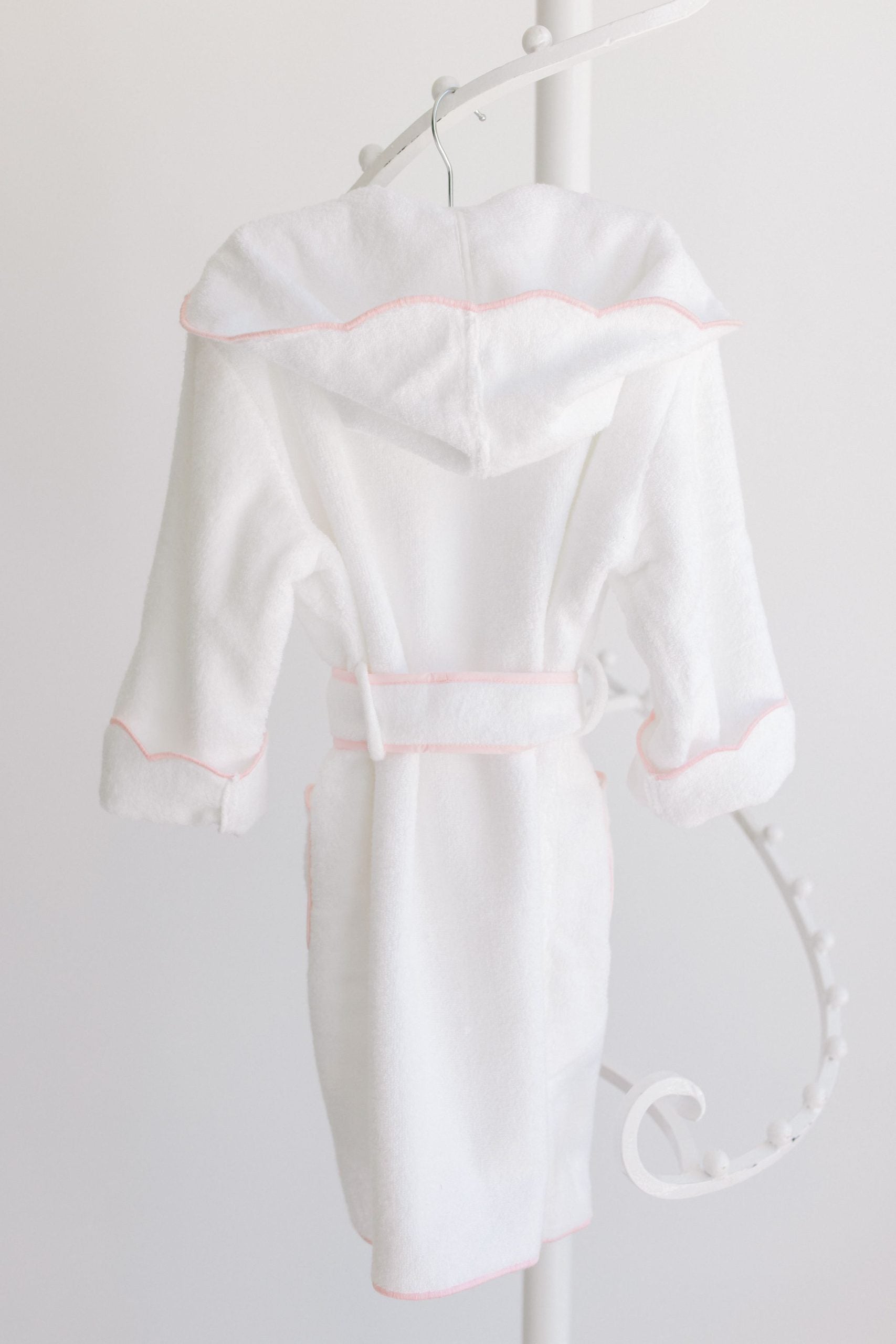 Pink Scallops Bathrobe