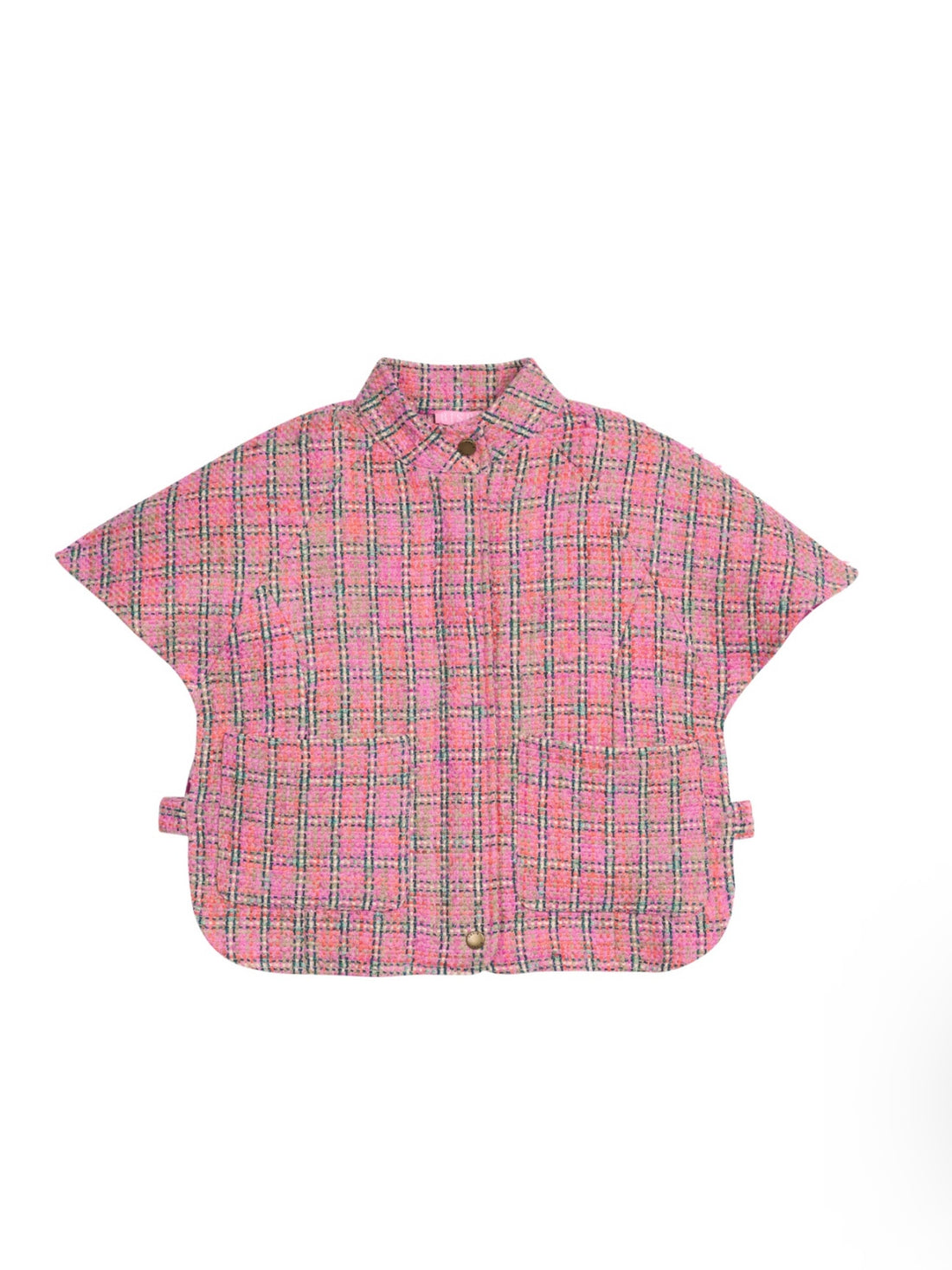 Look and feel fabulous in this chic tweed Cape! Its chic popover silhouette offers cozy layering for autumn, and its soft texture is nothing short of divine. 