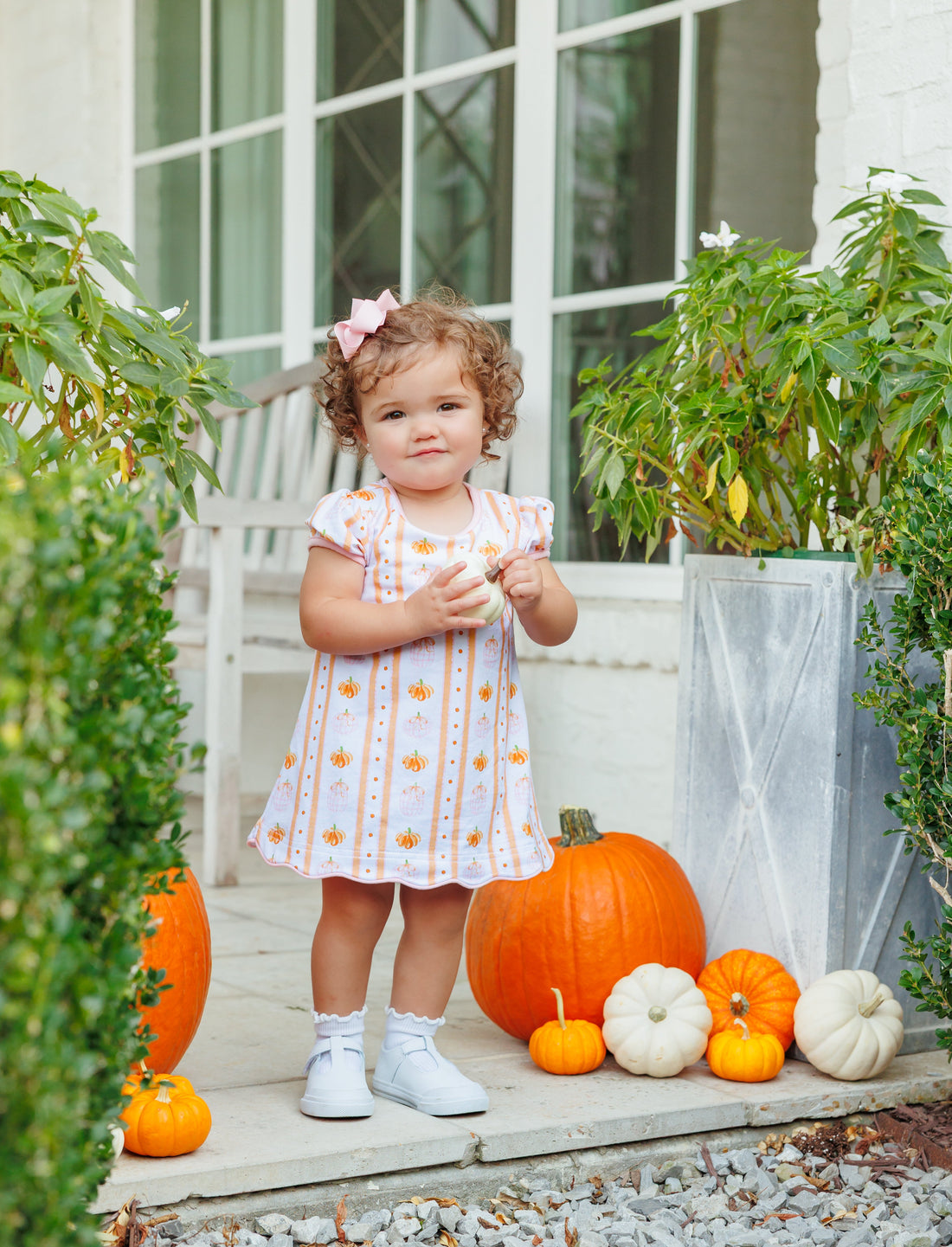 Pink Pumpkin Patch Scalloped Bubble