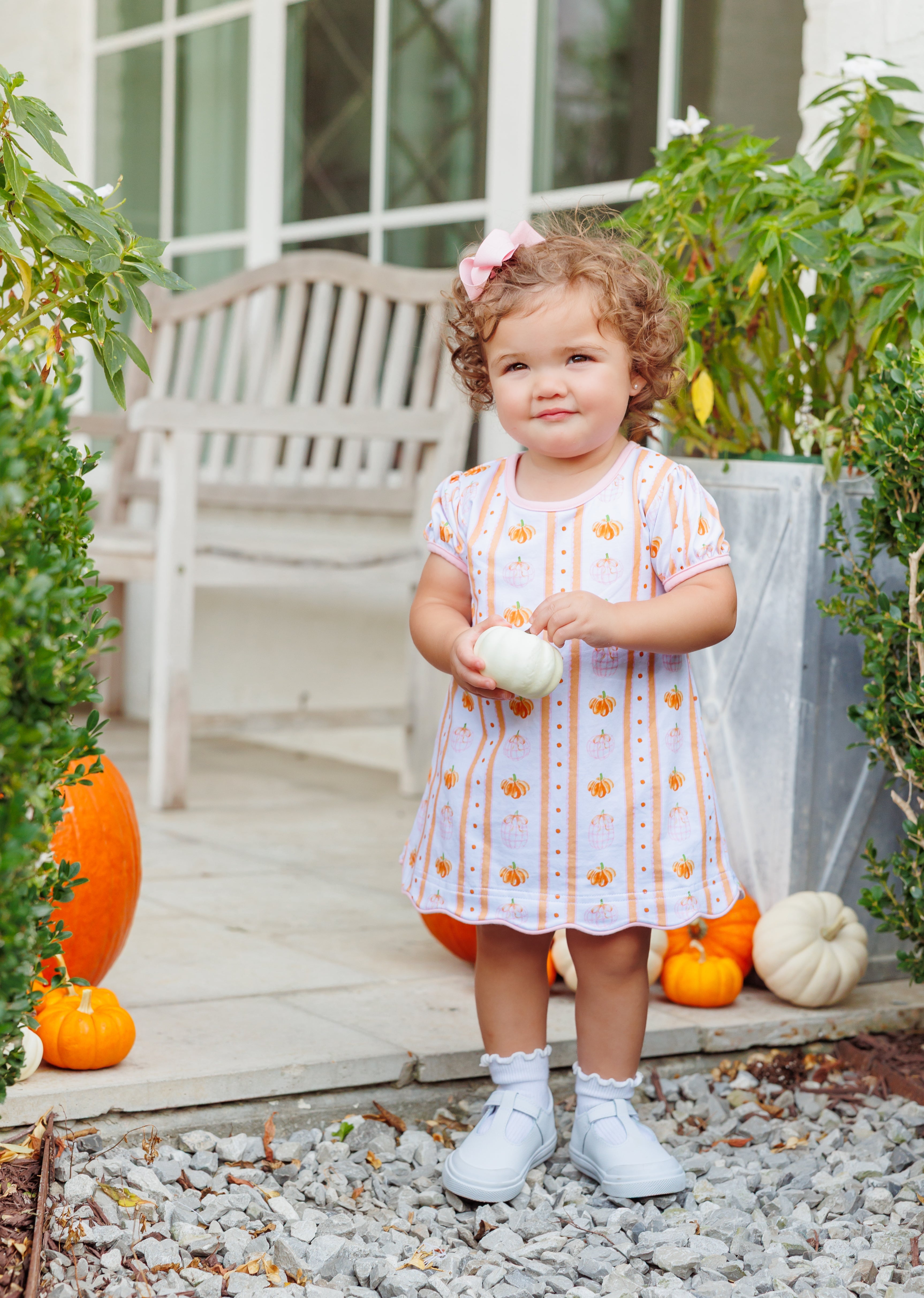 Pink Pumpkin Patch Scalloped Bubble