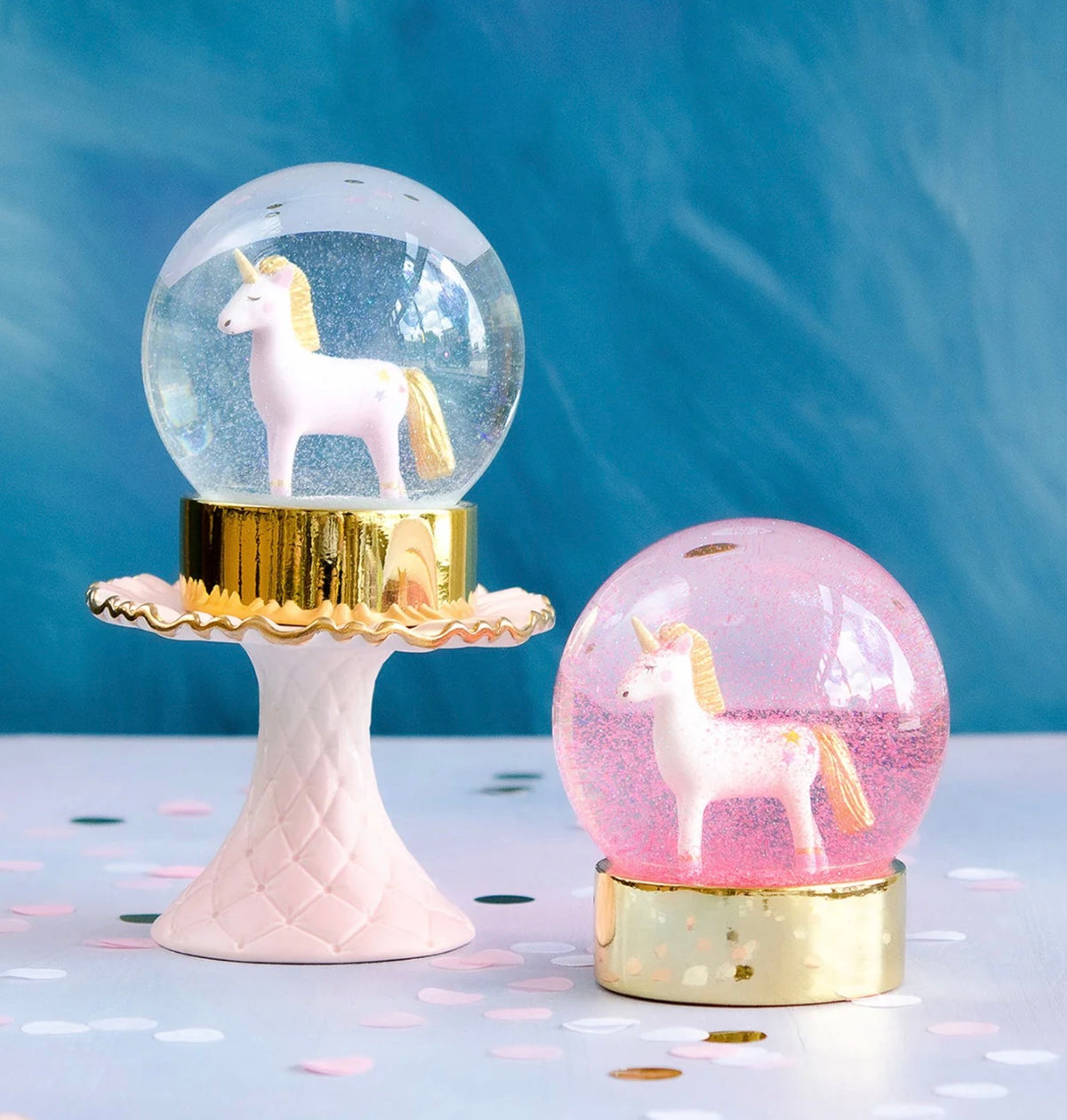 Sparkling Unicorn Water Globe