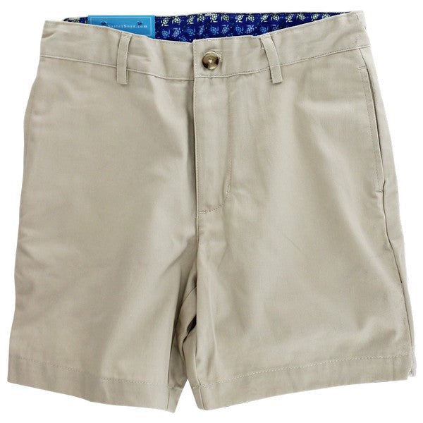 Our durable Pete short is a must-have in any young man’s wardrobe. Their classic fit is designed to move and flatter, with thoughtful details like elastic at the waist and buttoned back pockets. Choose from a variety of colors.