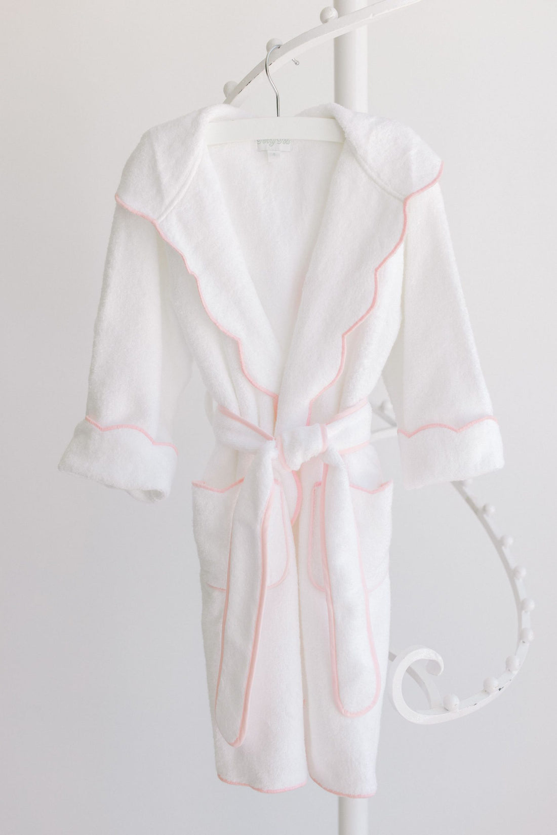 Pink Scallops Bathrobe