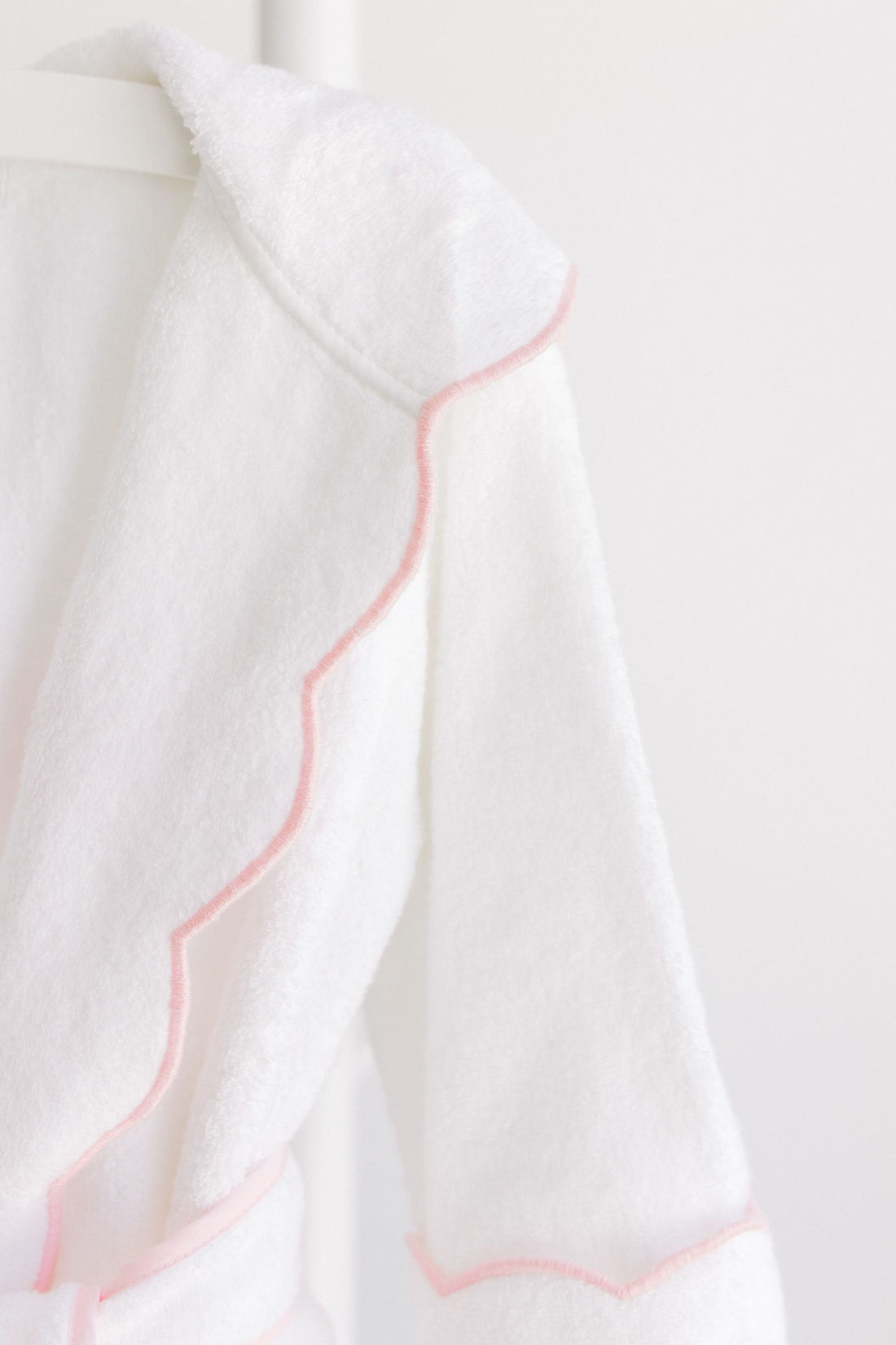 Pink Scallops Bathrobe