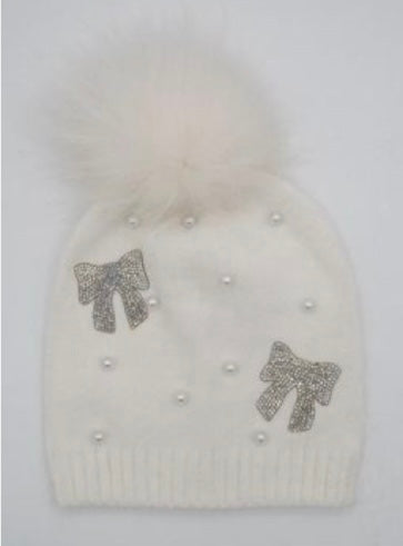 Crystallized Bow with Pearls White Knit Beanie