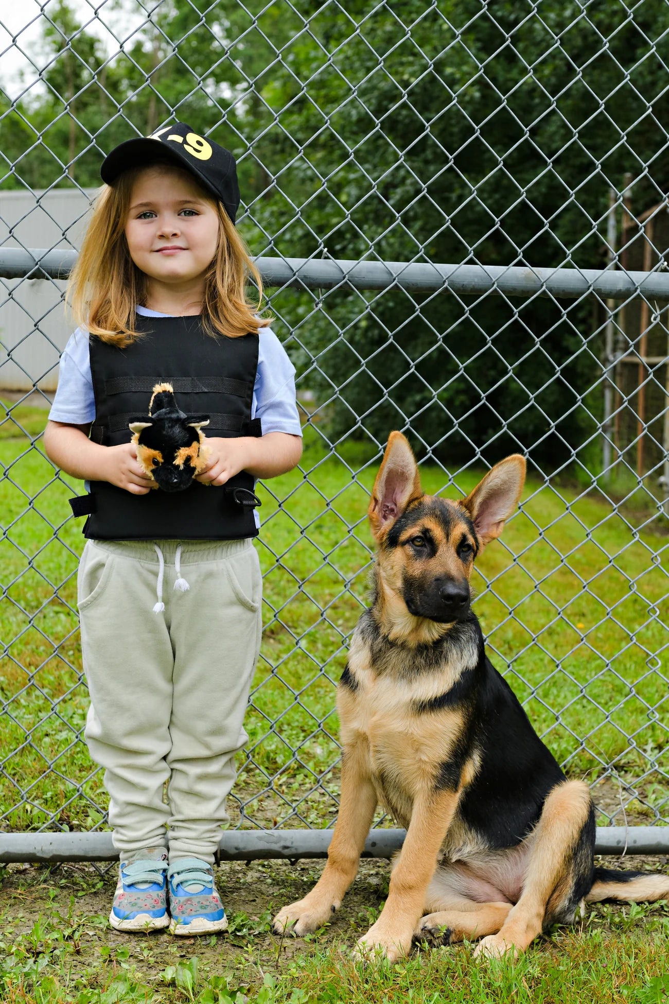 Gear up for action with our K9 Unit Police Costume Set – the perfect ensemble to inspire your little one&