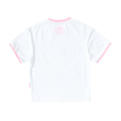 This classically cute white girls&